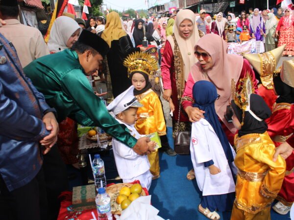 MEMPERINGATI KEMERDEKAAN YANG KE 81 DI NAGARI SARUASO